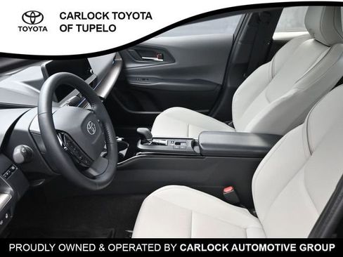 Used 2025 Toyota Prius Limited image 10