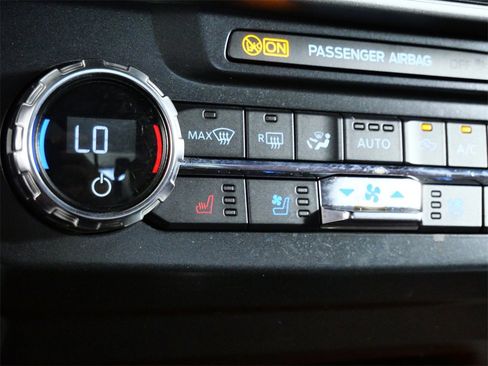 Used 2022 Ford F250 King Ranch w/ Chrome Package image 24