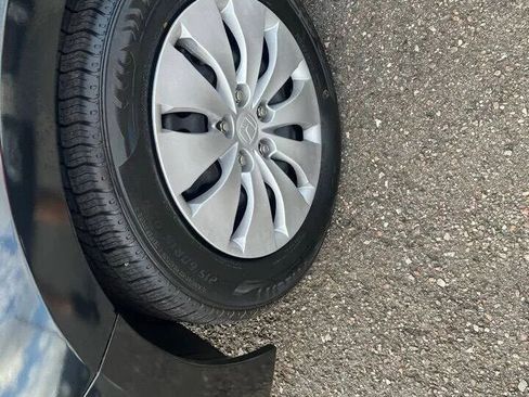 Used 2012 Honda Accord LX image 12