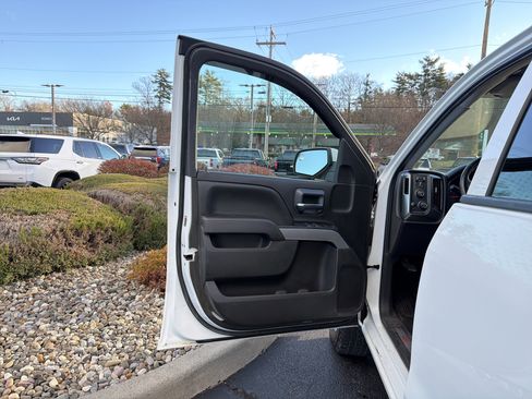 Used 2017 Chevrolet Silverado 1500 LT w/ All Star Edition image 11