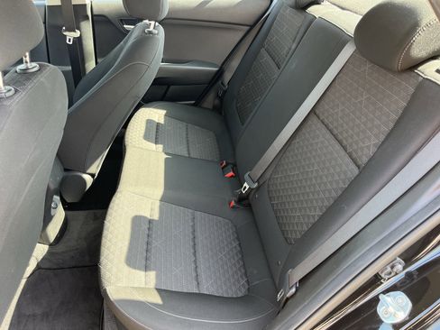 Used 2022 Kia Rio S image 16