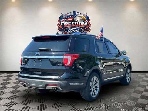 Used 2018 Ford Explorer Limited AWD/4WD image 5