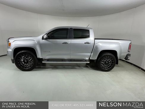 Used 2015 GMC Canyon SLT image 5