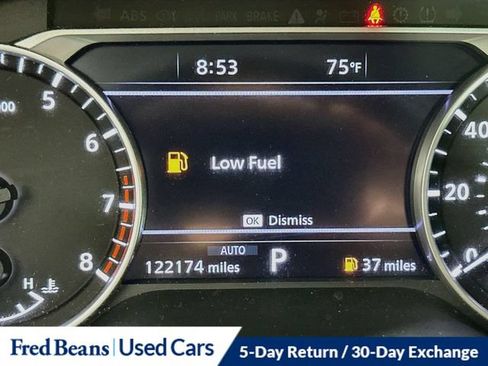 Used 2022 Nissan Pathfinder SL AWD/4WD image 17