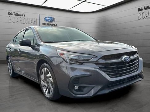 Used 2025 Subaru Legacy Limited AWD/4WD image 2