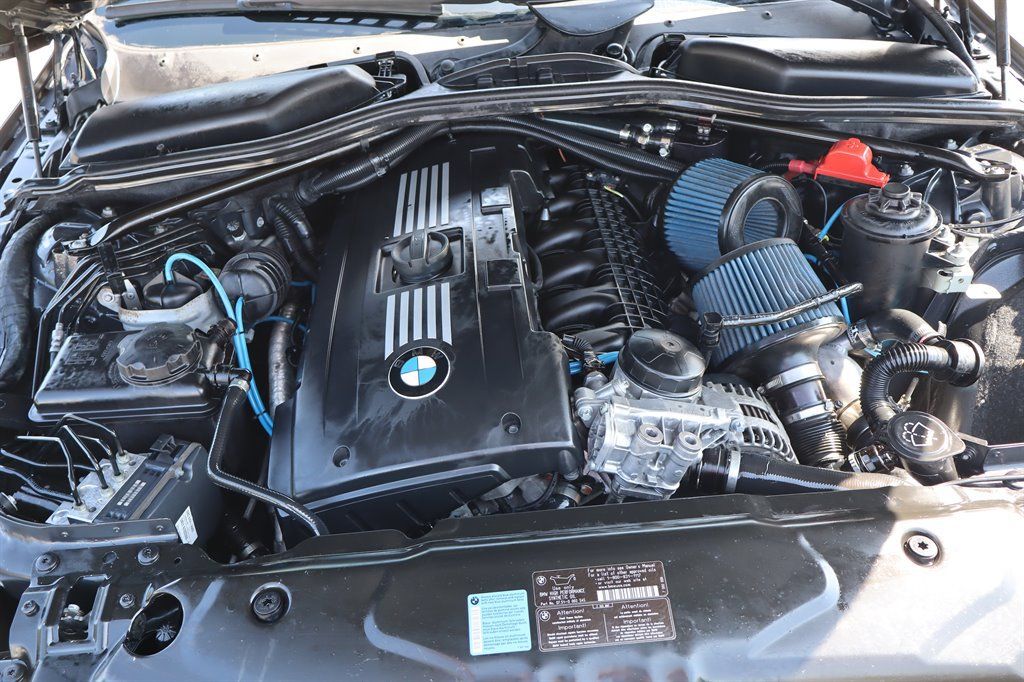Used 2008 BMW 535xi Wagon AWD/4WD image 36