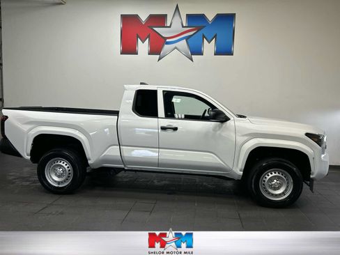 Used 2024 Toyota Tacoma SR RWD image 1