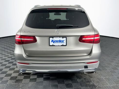 Used 2019 Mercedes-Benz GLC 300 4MATIC image 5