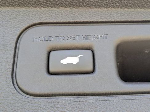 Used 2025 Honda Odyssey Touring image 16