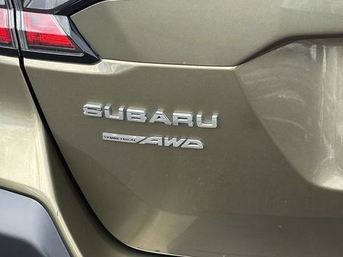 Used 2023 Subaru Outback Limited AWD/4WD image 12