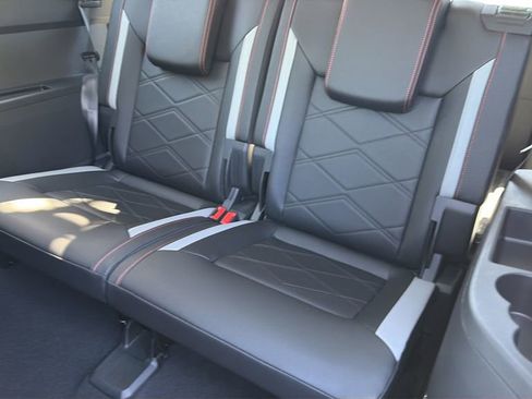 New 2026 Volkswagen Atlas Peak Edition AWD/4WD image 26