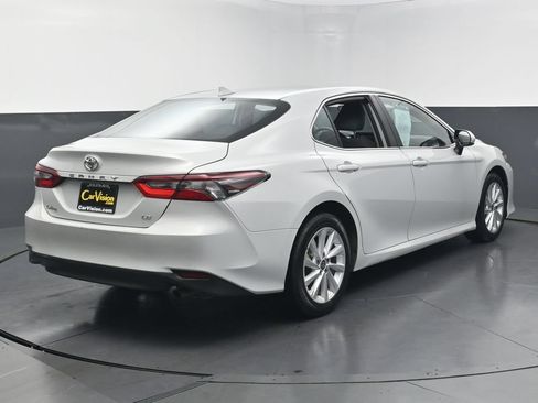 Used 2024 Toyota Camry LE FWD image 7