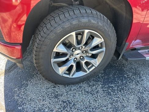 Used 2022 Chevrolet Silverado 1500 RST w/ Safety Package image 10