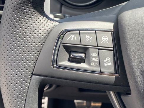 New 2024 Maserati Levante Trofeo image 24