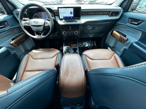Used 2022 Ford Maverick Lariat w/ Lariat Luxury Package FWD image 17
