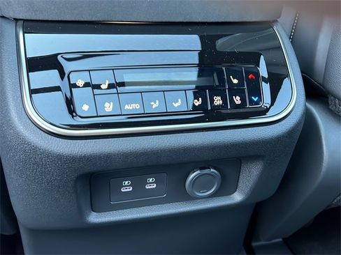 New 2026 INFINITI QX80 4WD w/ Sport Exterior Package image 18