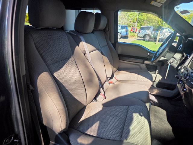 Used 2018 Ford F150 XLT w/ Equipment Group 302A Luxury AWD/4WD image 11