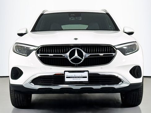 Certified 2026 Mercedes-Benz GLC 300 image 2