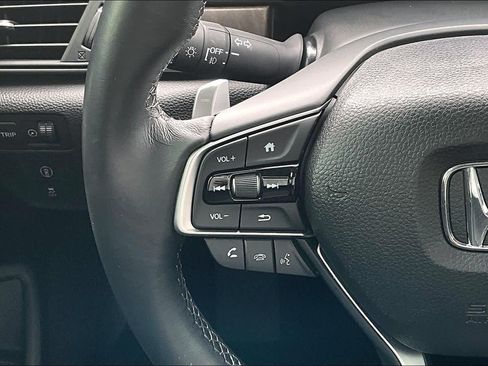 Used 2018 Honda Accord EX-L image 24