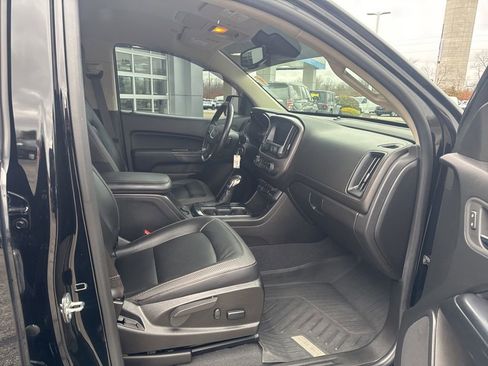 Used 2022 GMC Canyon AT4 w/ Driver Alert Package image 32