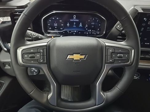 Used 2023 Chevrolet Silverado 1500 LT image 18