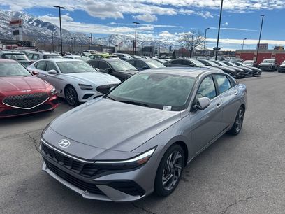 Used 2025 Hyundai Elantra Limited