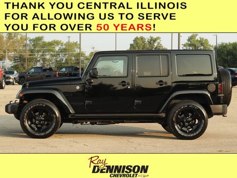 Used 2015 Jeep Wrangler Unlimited Sahara image 4