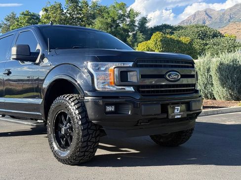 Used 2018 Ford F150 XLT w/ Equipment Group 302A Luxury AWD/4WD image 17
