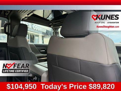 New 2025 GMC Hummer EV 2X w/ LPO, Dark Essentials Package image 46