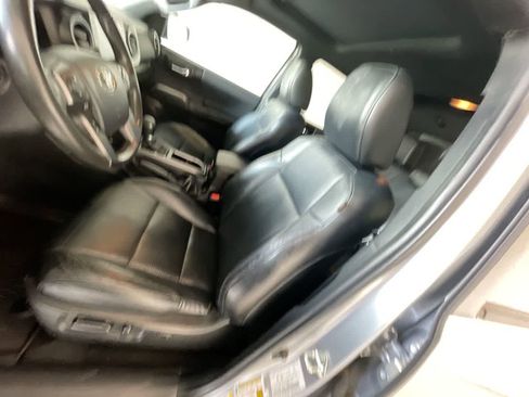 Used 2020 Toyota Tacoma TRD Off-Road w/ TRD Premium Off Road Package image 11