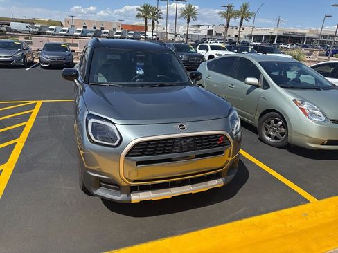 Certified 2025 MINI Cooper Countryman S AWD/4WD image 2