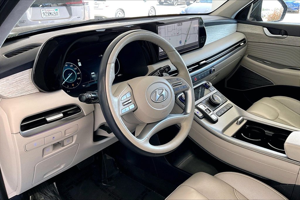 Used 2024 Hyundai Palisade Calligraphy FWD image 17