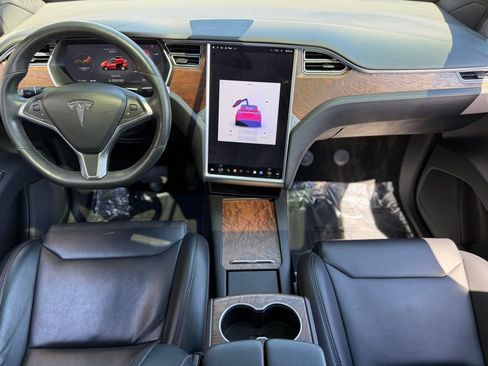 Used 2017 Tesla Model X 100D image 42