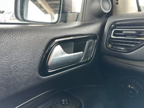 Used 2022 Dodge Durango SXT AWD/4WD image 18