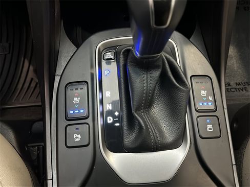 Used 2017 Hyundai Santa Fe Sport image 26