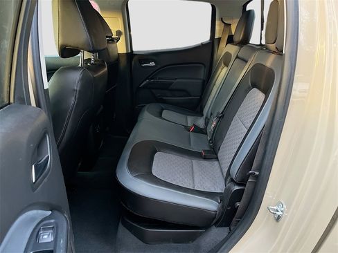 Used 2021 Chevrolet Colorado Z71 image 24