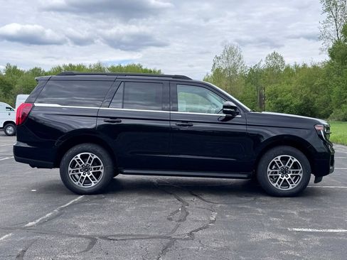 New 2026 Ford Expedition Active AWD/4WD image 7