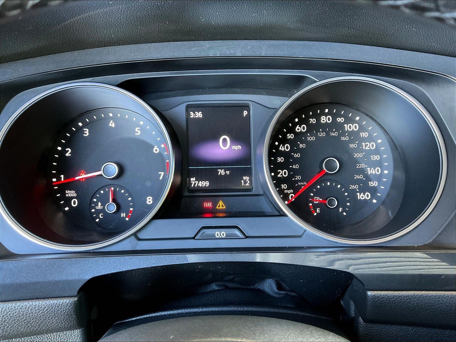 Used 2019 Volkswagen Tiguan SE w/ Panoramic Sunroof Package FWD image 13