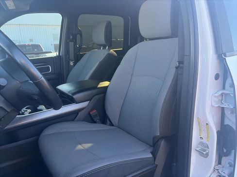 Used 2024 RAM 2500 Big Horn w/ Off Road Package image 12