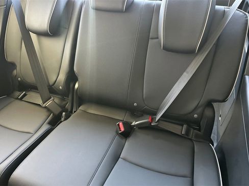 New 2026 Honda Odyssey Touring image 18