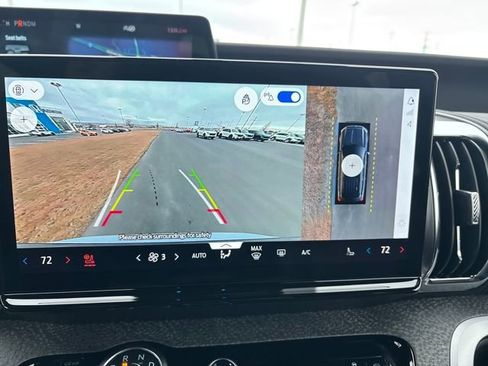 Used 2025 Ford Expedition Tremor image 20