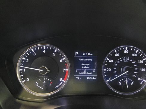 Used 2020 Hyundai Santa Fe SE image 23