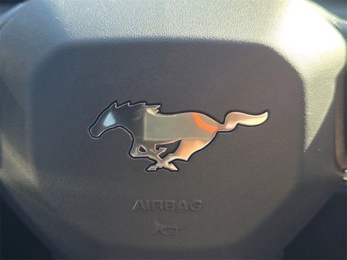 Used 2025 Ford Mustang GT Premium image 28