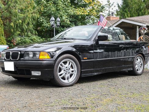 Used 1999 BMW 323i Convertible image 14