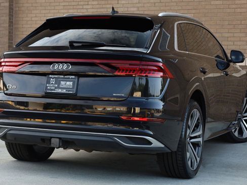 Used 2019 Audi Q8 Premium Plus w/ Premium Plus AWD/4WD image 9