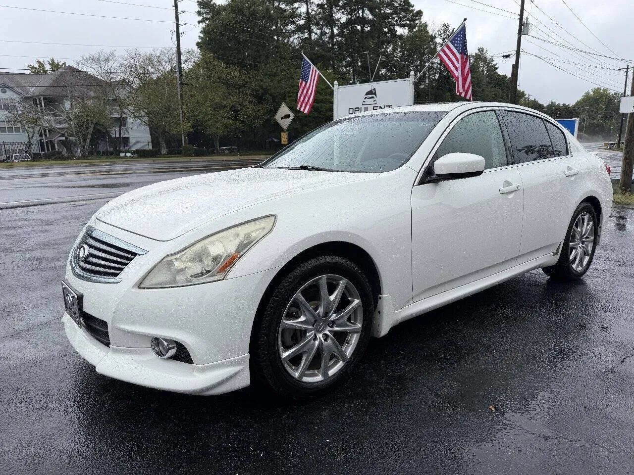 Used 2013 INFINITI G37 x Sedan w/ Premium Pkg AWD/4WD image 3