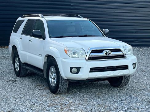 Used 2007 Toyota 4Runner Sport image 2