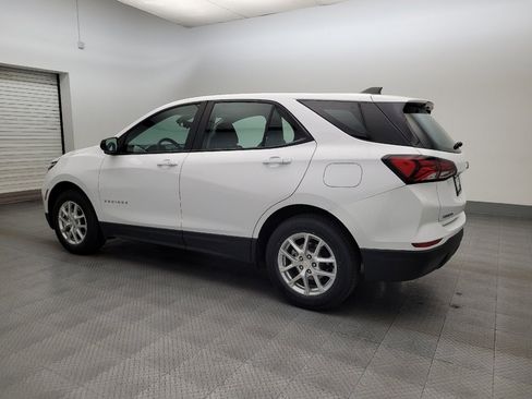 Used 2024 Chevrolet Equinox LS image 3