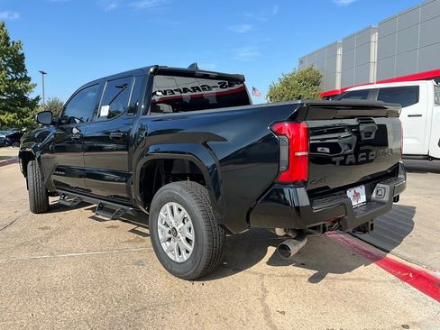 New 2025 Toyota Tacoma SR5 image 7