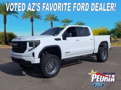 Used 2022 GMC Sierra 1500 Elevation w/ LPO, Elevation Black Package
